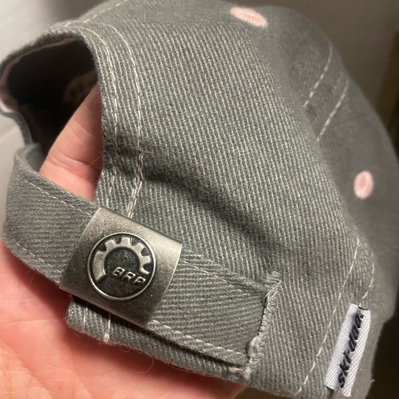 SOLD! Ski-doo Women’s Baseball Cap, Color: grey with pink/white embroidery, NWOT - Picture 10 of 12